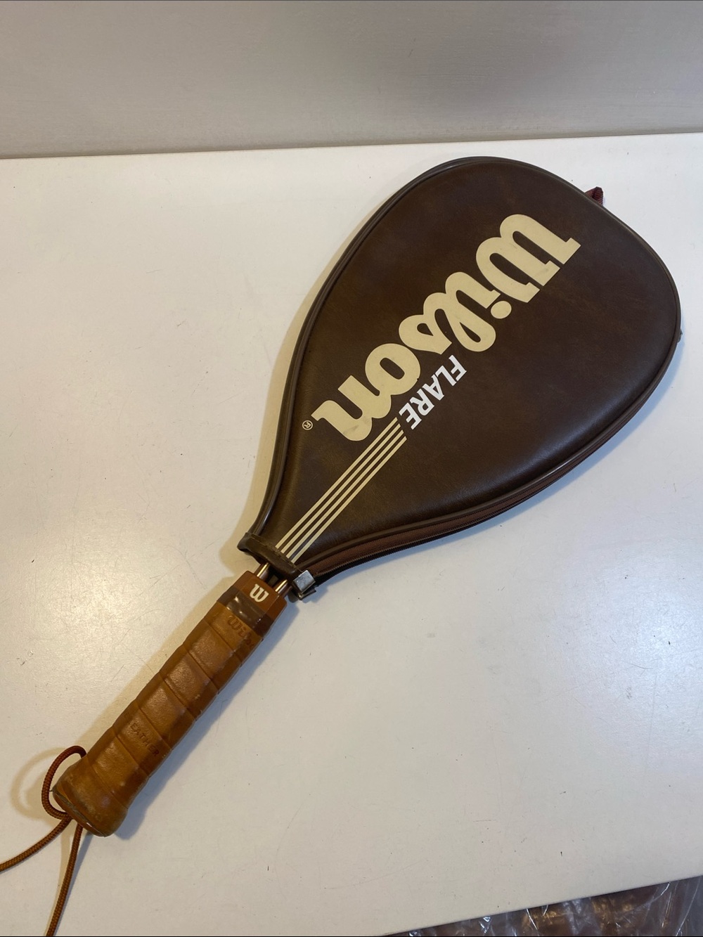 Wilson Flare Racquetball Racquet with leather cover